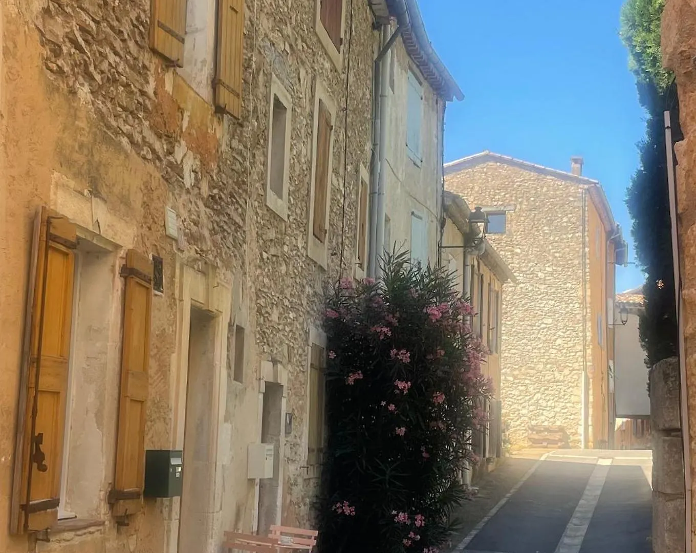 La Farigoulette - Vieux Village Saint-Saturnin-les-Apt